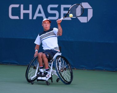 Tekerlekli sandalye tenis oyuncusu Andrew Lapthorne Büyük Britanya'nın eylem sırasında onun tekerlekli sandalye dört Tekler yarı final maç bize açık 2017