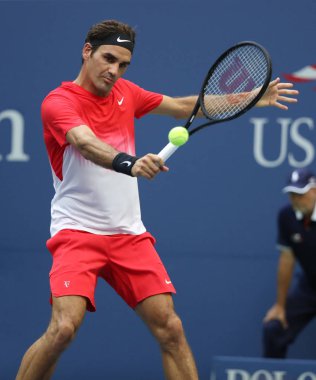 Grand Slam şampiyonu Roger Federer İsviçre onun bize açık 2017 yuvarlak 2 maç sırasında eylem