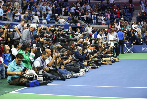 Nueva York Septiembre 2017 Fotógrafos Deportivos Profesionales Pista Tenis Durante — Foto de Stock