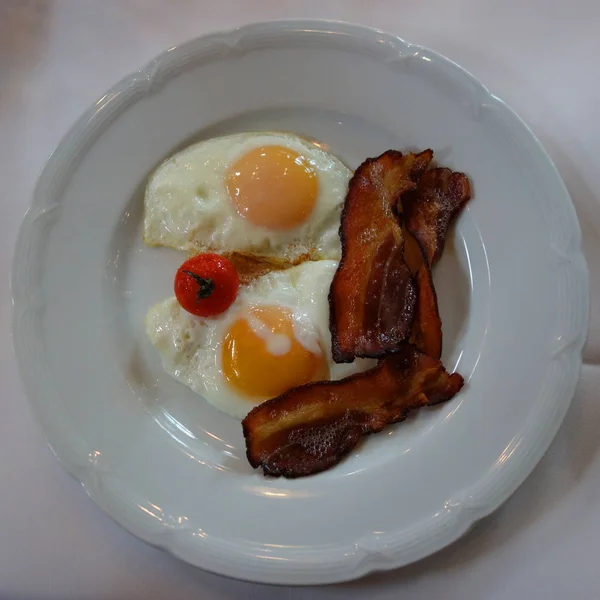 Ovos Fritos Com Bacon — Fotografia de Stock