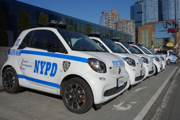 New York November 2017 Nypd Traffic Patrol Smart Cars Lower — Stockfoto