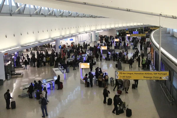 New York Prosince 2017 Uvnitř Jetblue Terminálu Johna Kennedyho Mezinárodní — Stock fotografie