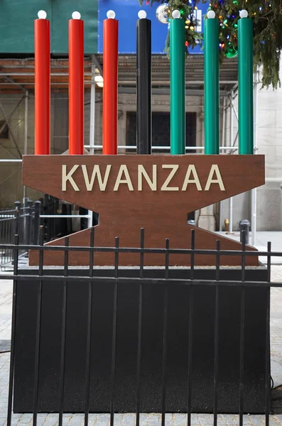 New York City Aralık 201 Kwanzaa Kinara Mumluk New York — Stok fotoğraf