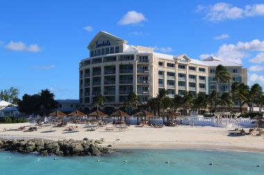 Nassau, Bahamalar - 3 Aralık 2017: Sandalet Kraliyet Bahama lüks Resort Nassau, Bahamalar