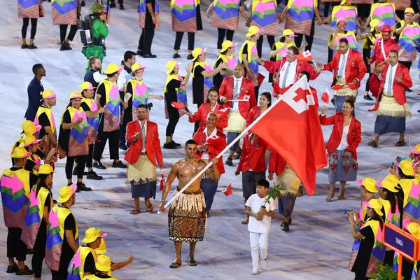 Rio Janeiro Brazil August 2016 Echipa Olimpică Tonga Mărșăluit Ceremonia — Fotografie, imagine de stoc