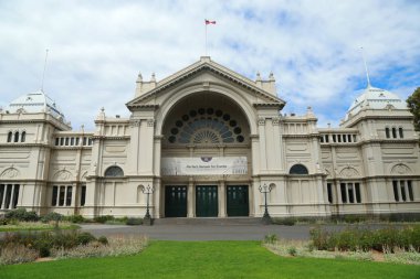 Melbourne, Avustralya - 31 Ocak 2016: Kraliyet sergi Binası Melbourne, Avustralya'da. Kraliyet sergi Binası 1880 yılında tamamlanan bir Dünya Mirası listesine binadır