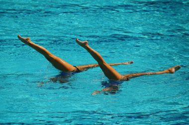 Senkronize yüzme düet Yarışması sırasında