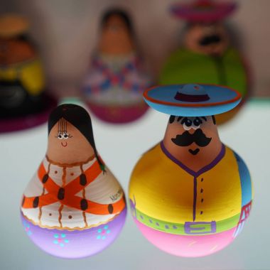 Playa Del Carmen, Meksika - 2 Ocak 2018: Playa Del Carmen, Meksika beach pazarda ekranda yerel Hatıra Eşyası