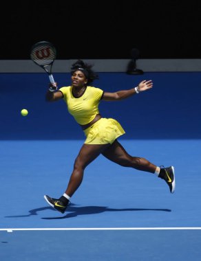 MELBOURNE, AUSTRALIA - 24 HAZİRAN 2016: 21 Grand Slam şampiyonu Serena Williams, Melbourne 'daki Rod Laver Arena' da oynanan 4. 