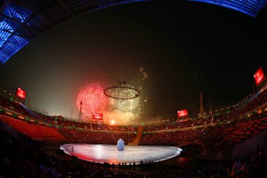 Pyeongchang, Güney Kore - 9 Şubat 2018: açılış töreni 2018 Kış Olimpiyatları. Olimpiyat Oyunları 2018 resmen Pyeongchang, Güney Kore Olimpiyat Stadyumu'nda renkli bir törenle açıldı.