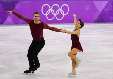 Tarihleri, Güney Kore - 15 Şubat 2018: İçinde çift çiftler serbest program'in Gangneung buz Arena 2018 Kış Olimpiyatları üçüncüsü Meagan Duhamel ve Eric Radford Kanada gerçekleştirmek
