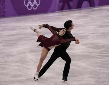 Tarihleri, Güney Kore - 12 Şubat 2018: İki kez Olimpiyat Şampiyonu takım olay buz dansı serbest dansı 2018 Kış Olimpiyat Oyunları'nda Tessa Virtue ve Scott Moir Kanada gerçekleştirilebileceğinizi