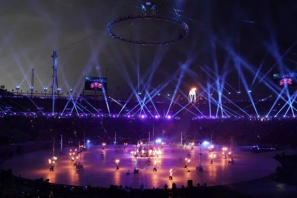 2018年2月9日 2018 冬奥会开幕典礼 2018奥运会正式开幕 在平昌的奥林匹克体育场举行了丰富多彩的仪式 — 图库照片