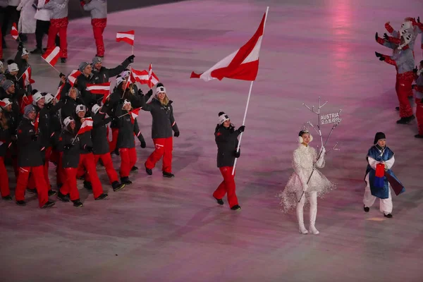 Pyeongchang Jižní Korea Února 2018 Olympijská Vítězka Anna Veith Nesoucí — Stock fotografie