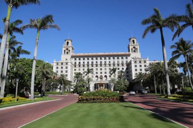 Palm Beach, Florida - 21 Mart 2018: The Breakers Palm Beach tarihi otel. Ayırıcılarını Palm Beach olduğunu bir tarihi, 538 Oda, İtalyan Rönesans stilindeki otel, Palm Beach, Florida, Amerika Birleşik Devletleri.