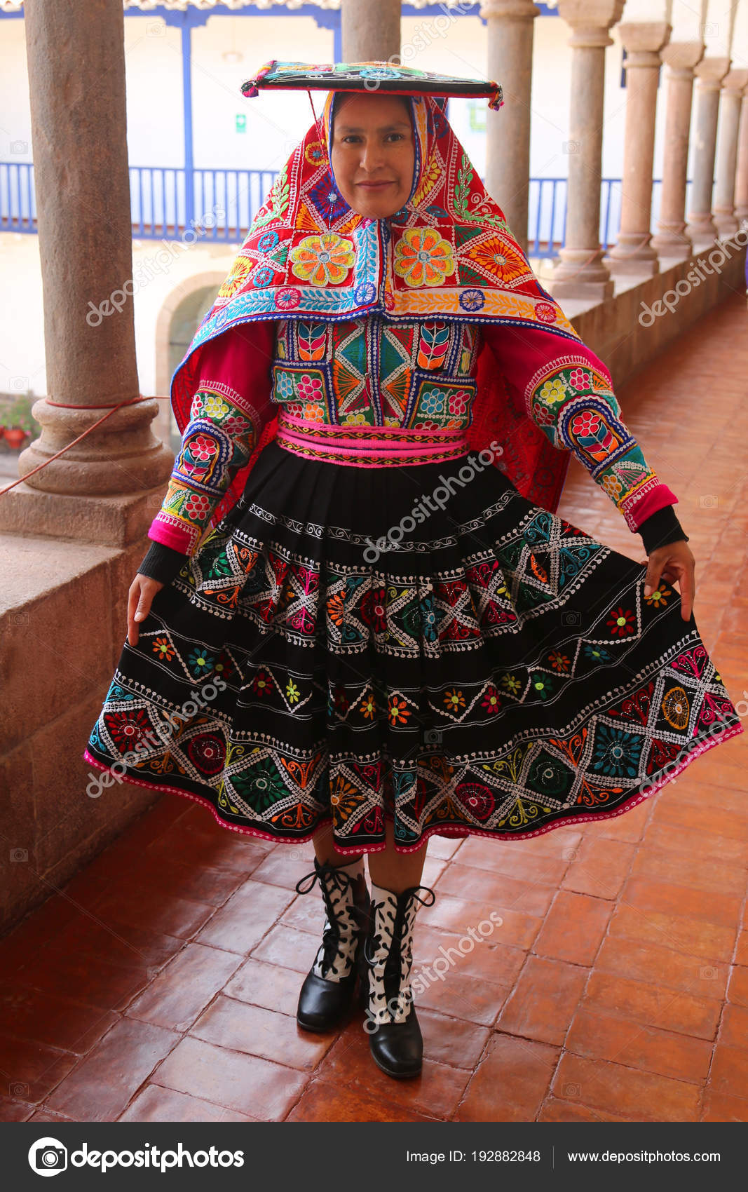 Cuzco Peru October 2016 Peruvian Woman Traditional Dress – Stock