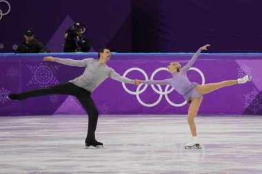 Tarihleri, Güney Kore - 15 Şubat 2018: Alexa Scimeca Knierim ve Chris Knierim Amerika Birleşik Devletleri'nin çift paten ücretsiz Program 2018 Kış Olimpiyat Oyunları'nda gerçekleştirmek