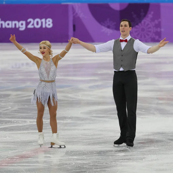 Gangneung Південна Корея Лютого 2018 Олімпійські Чемпіони Олена Савченко Бруно — стокове фото