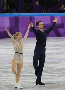 Tarihleri, Güney Kore - 9 Şubat 2018: Alexa Scimeca Knierim ve Chris Knierim Amerika Birleşik Devletleri takım olay çifti pateni kısa programı 2018 Kış Olimpiyat Oyunları'nda gerçekleştirmek