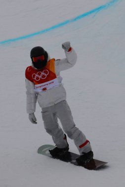 Pyeongchang, Güney Kore - 14 Şubat 2018: Olimpiyat Şampiyonu Shaun White Amerika Birleşik Devletleri'nin erkekler snowboard halfpipe son 2018 Kış Olimpiyatları'nda Phoeinix kar Park içinde rekabet