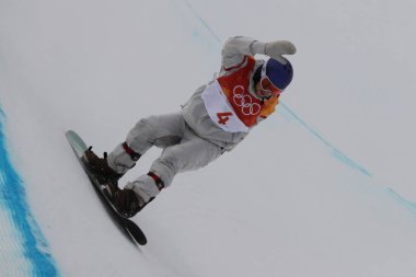 Pyeongchang, Güney Kore - 14 Şubat 2018: Amerika Birleşik Devletleri Ben Ferguson erkekler snowboard halfpipe son 2018 Kış Olimpiyatları'nda Phoeinix kar Park içinde rekabet