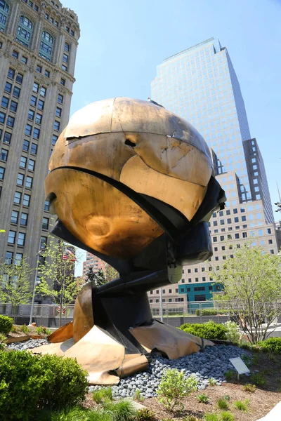 New York May 2018 World Trade Center Sphere Damaged Events — Stock Photo, Image