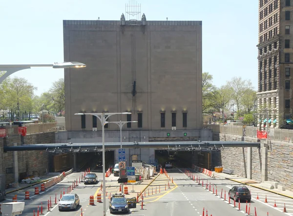 stock image NEW YORK - MAY 3, 2018: The BrooklynBattery Tunnel entrance from Manhattan. It is officially known as the Hugh L. Carey Tunnel. 