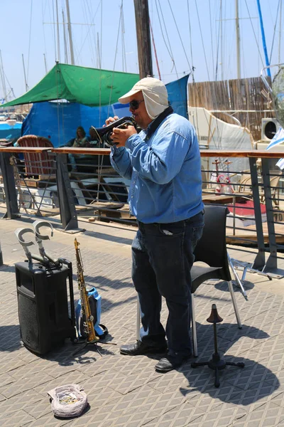 Tel Aviv Jaffa Israel April 2017 Street Musician Performs Jaffa — Stock Photo, Image