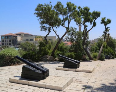Tel Aviv - Yafa, İsrail - 29 Nisan 2017: Kıyı top Osmanlı döneminden Yafa'nın eski şehir. 1515, Jaffa Osmanlı sultan Selim tarafından fethedildi ben. 