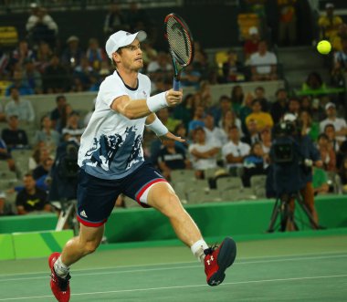 Rio De Janeiro, Brezilya - 14 Ağustos 2016: Olimpiyat şampiyonu Büyük Britanya Andy Murray, Rio 2016 Olimpiyat Tenis Merkezi 'nde oynanan erkekler tekler final maçında