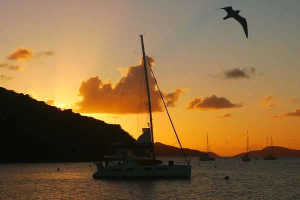 Hermosa Puesta Sol Colorida Sobre Océano Caribe — Foto de Stock