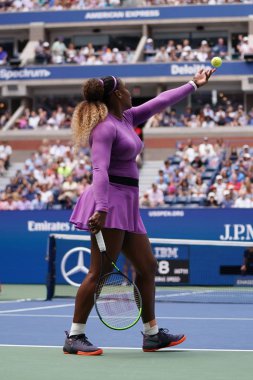 NEW YORK - 1 Eylül 2019: Grand Slam şampiyonu Serena Williams, Billie Jean King Ulusal Tenis Merkezi 'nde oynanan 2019 ABD Açık turu 16. 