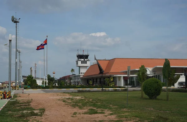 カンボジアのシェムリアップ 11月4 2019 カンボジアのシェムリアップ国際空港は 近くのアンコールワットのために人気のある観光地であるシェムリアップを提供しています — ストック写真
