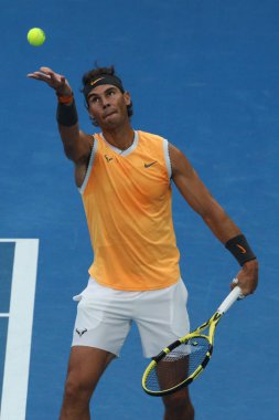 Melbourne, Avustralya - 27 Ocak 2019: Melbourne Park 'ta oynanan 2019 Avustralya Açık' ta Novak Cokoviç 'e karşı oynadığı final karşılaşmasında 17 Grand Slam şampiyonu Rafael Nadal