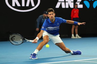 Melbourne, Avustralya - 27 Ocak 2019 Avustralya Açık 'ta Melbourne Park' ta oynanan Rafael Nadal maçında Sırbistan Grand Slam Şampiyonu Novak Djokoviç 'e karşı oynadığı final karşılaşmasında
