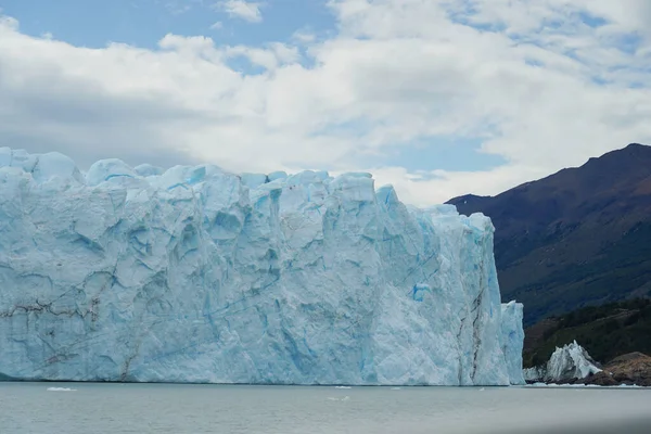 阿根廷圣克鲁斯省西南部Los Glaciares国家公园的Perito Moreno冰川 — 图库照片
