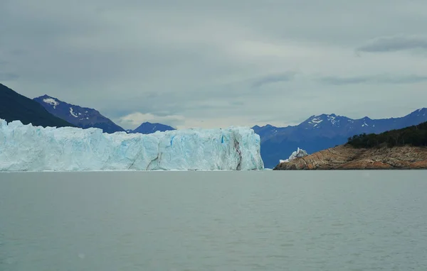 阿根廷圣克鲁斯省西南部Los Glaciares国家公园的Perito Moreno冰川 — 图库照片