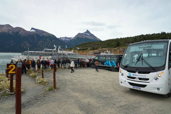 Calafate Argentina Febbraio 2020 Tour Bus Ghiacciaio Del Perito Moreno — Foto Stock