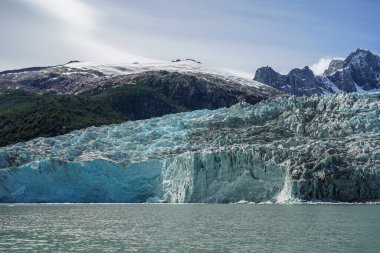 Pia Glacier in Park Nacional Alberto de Agostini in the Beagle Channel of Patagonia, Şili