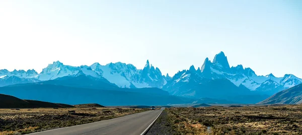 Malownicza Droga Chalten Majestatycznym Fitz Roy Mountain Argentyńskiej Patagonii — Zdjęcie stockowe