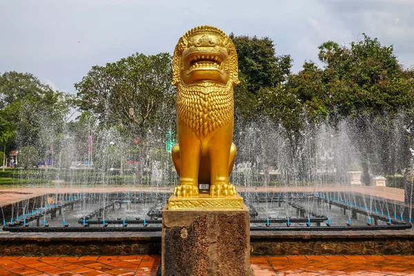 Siem Reap Cambodia November 2019 Fontän Royal Independence Gardens Siem — Stockfoto