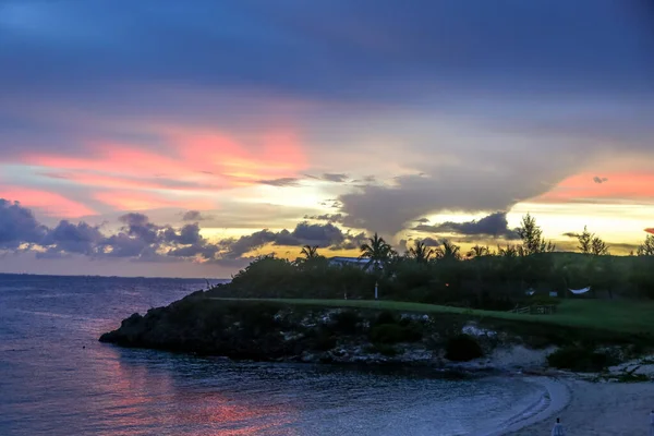 Una Hermosa Puesta Sol Las Bahamas — Foto de Stock