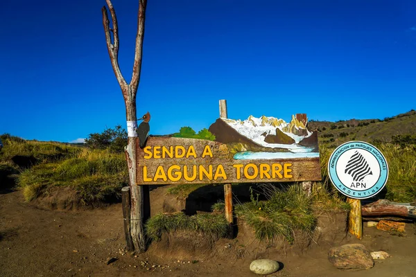 Chalten Argentina 2020年2月6日 アルゼンチンのサンタクルーズ州ロス グラシアレス国立公園のラグナ トーレ トレッキングにサイン — ストック写真