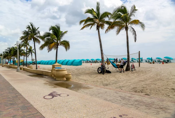 Plaża Hollywood Południowej Florydzie Promenada Wzdłuż Plaży Porośnięta Palmami Kurortami — Zdjęcie stockowe
