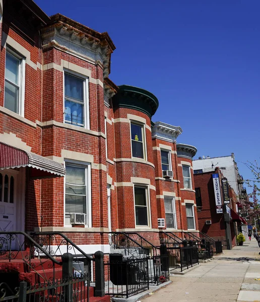 Brooklyn New York April 2020 New York City Brownstones Bay — 图库照片