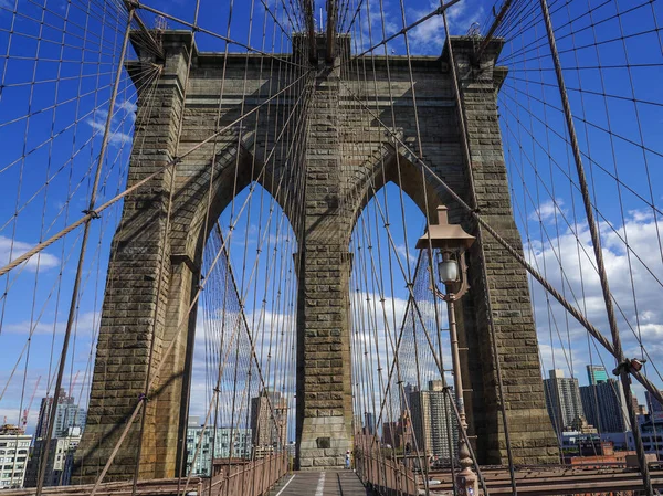 Prázdný Brooklynský Most Během Pandemického Uzamčení Koronaviru Covid New Yorku — Stock fotografie