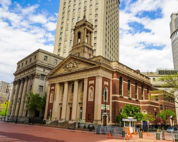 ニューヨーク 2020年5月4日 マンハッタンのセント アンドリュー教会 1842年に設立されたローマ カトリック教会です — ストック写真