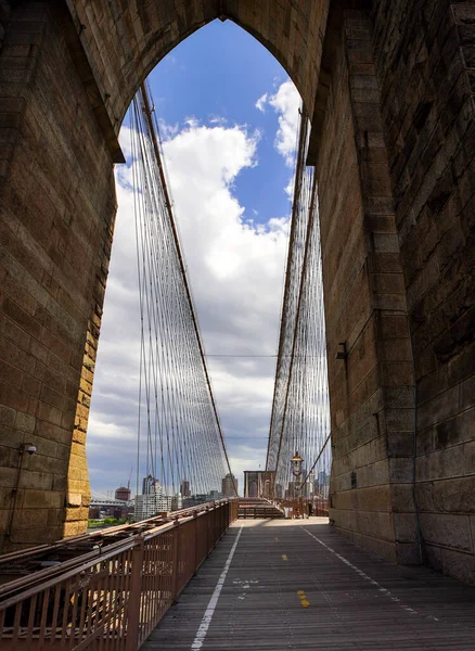Üres Brooklyn Híd Koronavírus Covid Világjárvány Lezárása Alatt New Yorkban — Stock Fotó