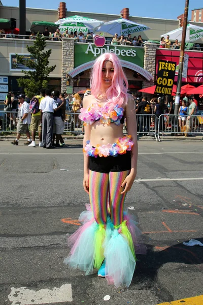 New York June 2016 Participants March 34Th Annual Mermaid Parade — Stock Photo, Image