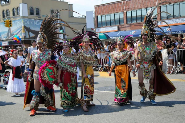 New York Giugno 2016 Partecipanti Sfilano Alla 34Esima Parata Annuale — Foto Stock